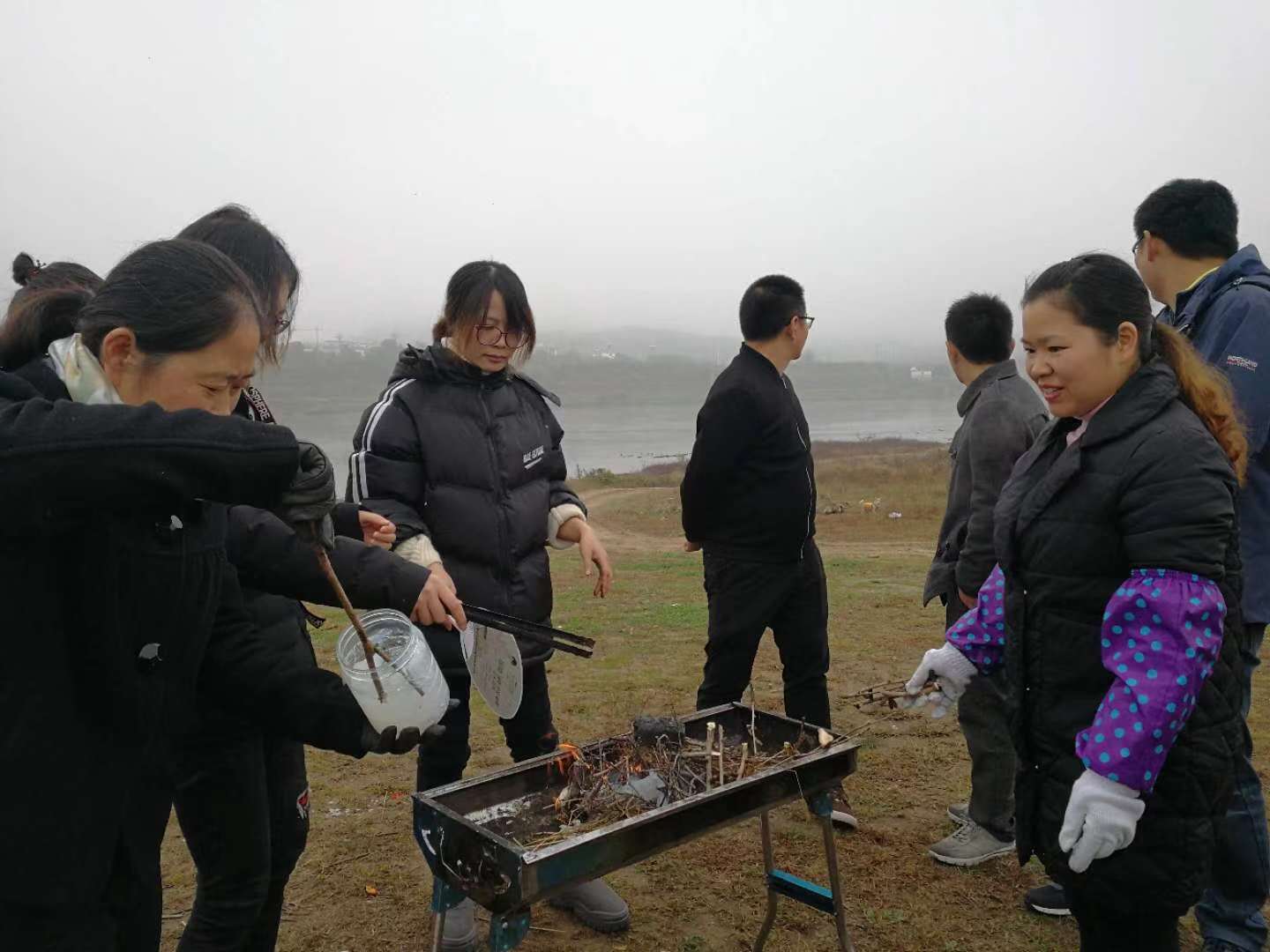 黃山眾逸-拓展團建燒烤活動