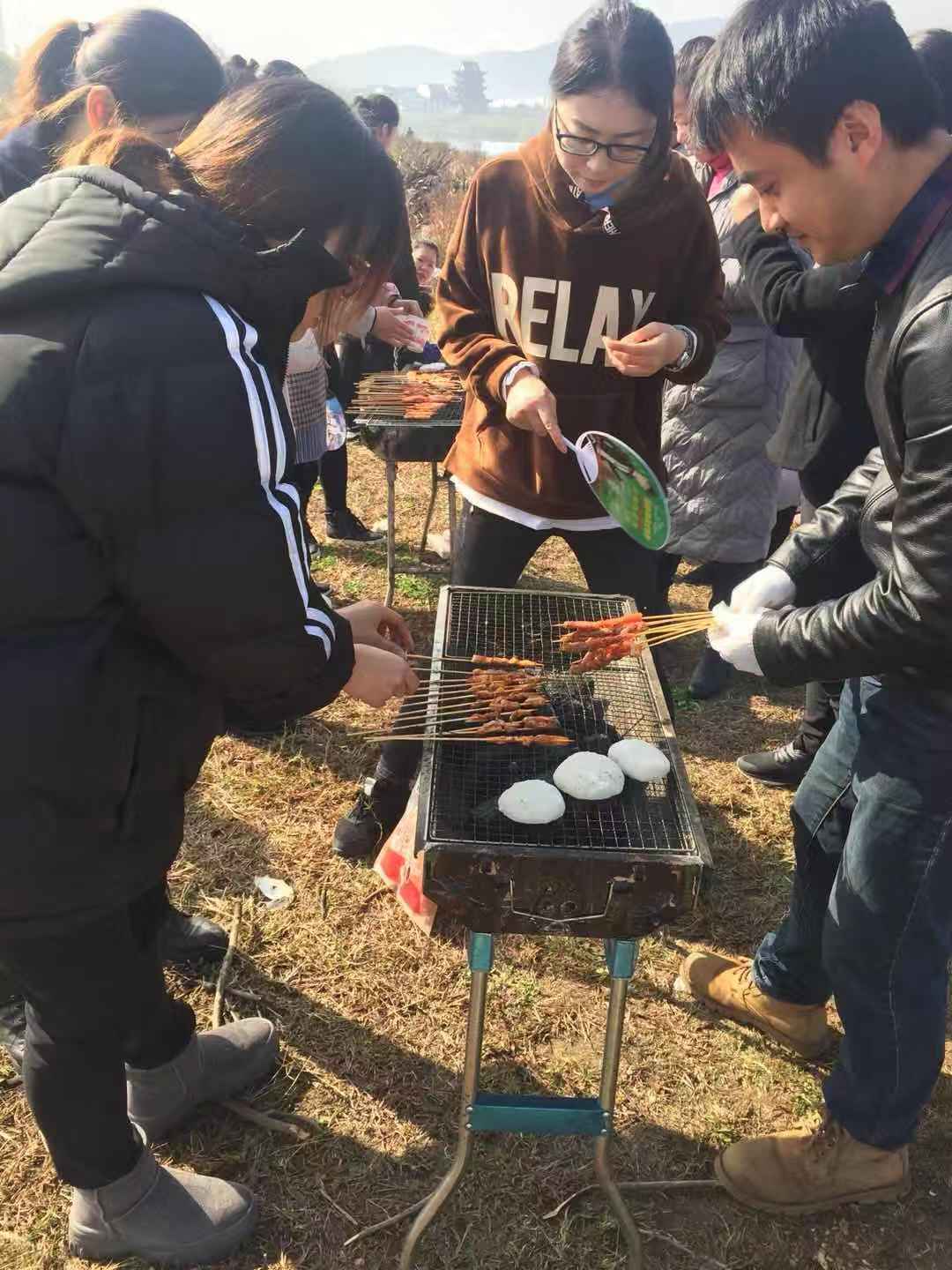 黃山眾逸-拓展團建燒烤活動