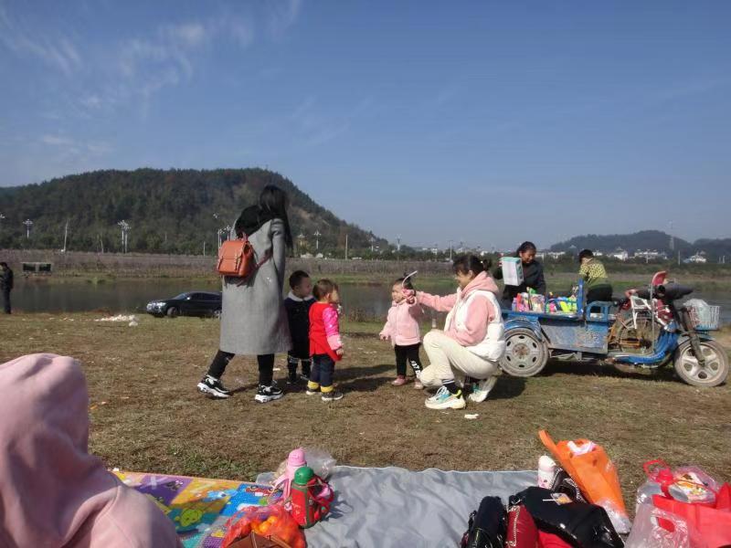 黃山眾逸-拓展團建燒烤活動